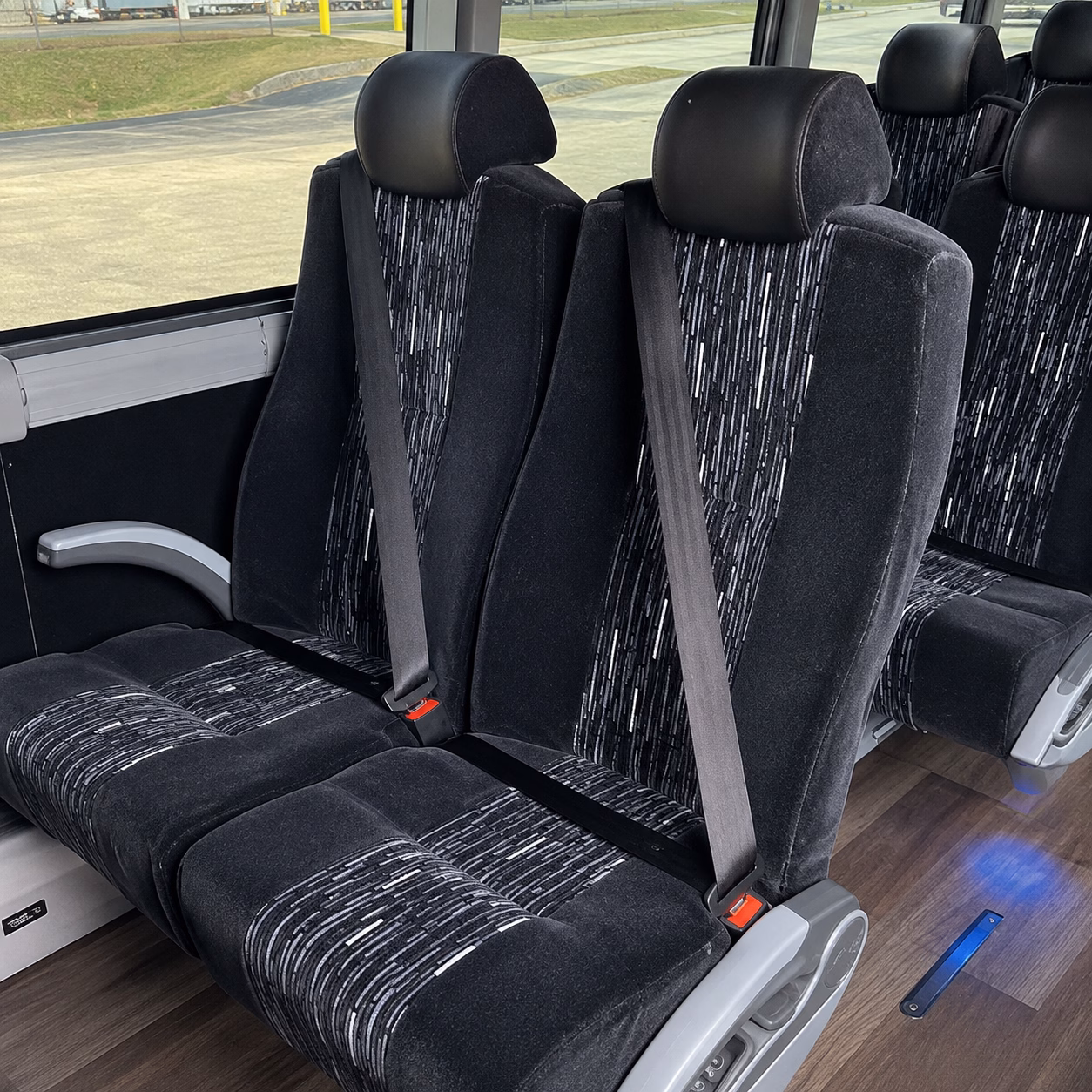 charleston international airport chs charter bus pickup drop off